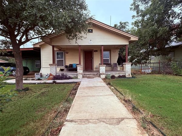 1201 W 5th Street , Baird, TX 79504