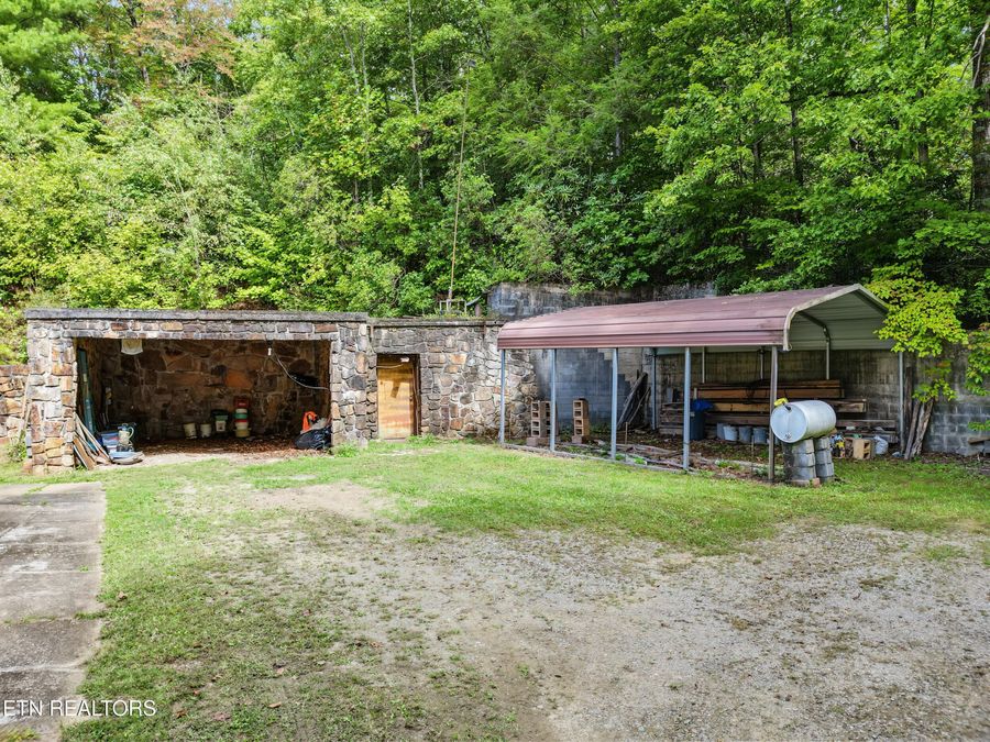 Property Image 37