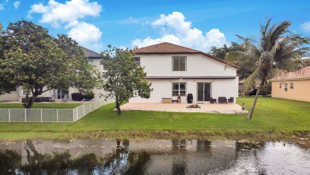 2242 SW 130th Terrace, Miramar, FL 33027 Photo