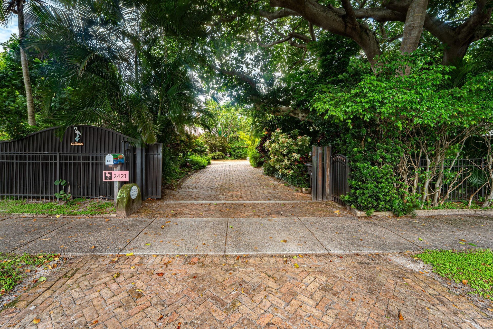 703 Sunset Road, West Palm Beach, FL 33401 Photo