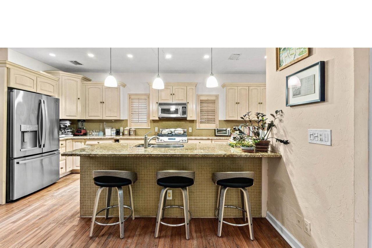 703 Sunset Road, West Palm Beach, FL 33401 Photo