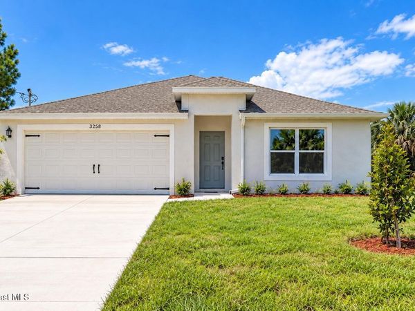 3258 Lakeland Avenue SW, Palm Bay, FL 32908