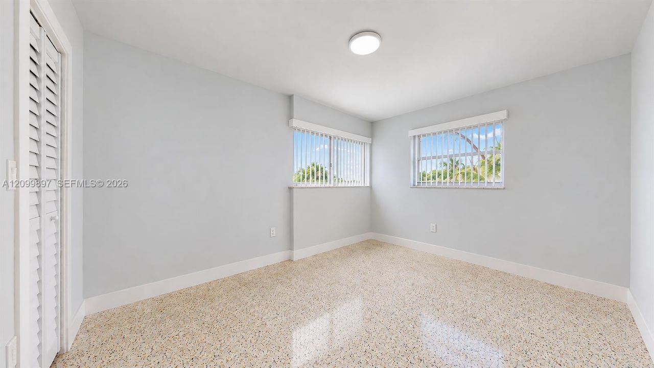 2450 NW 11th St , Unit 2450, Miami, FL 33125 Photo