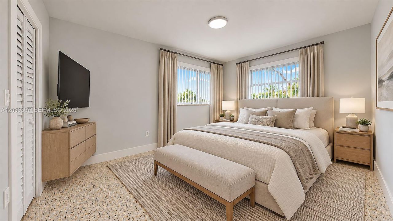 2450 NW 11th St , Unit 2450, Miami, FL 33125 Photo