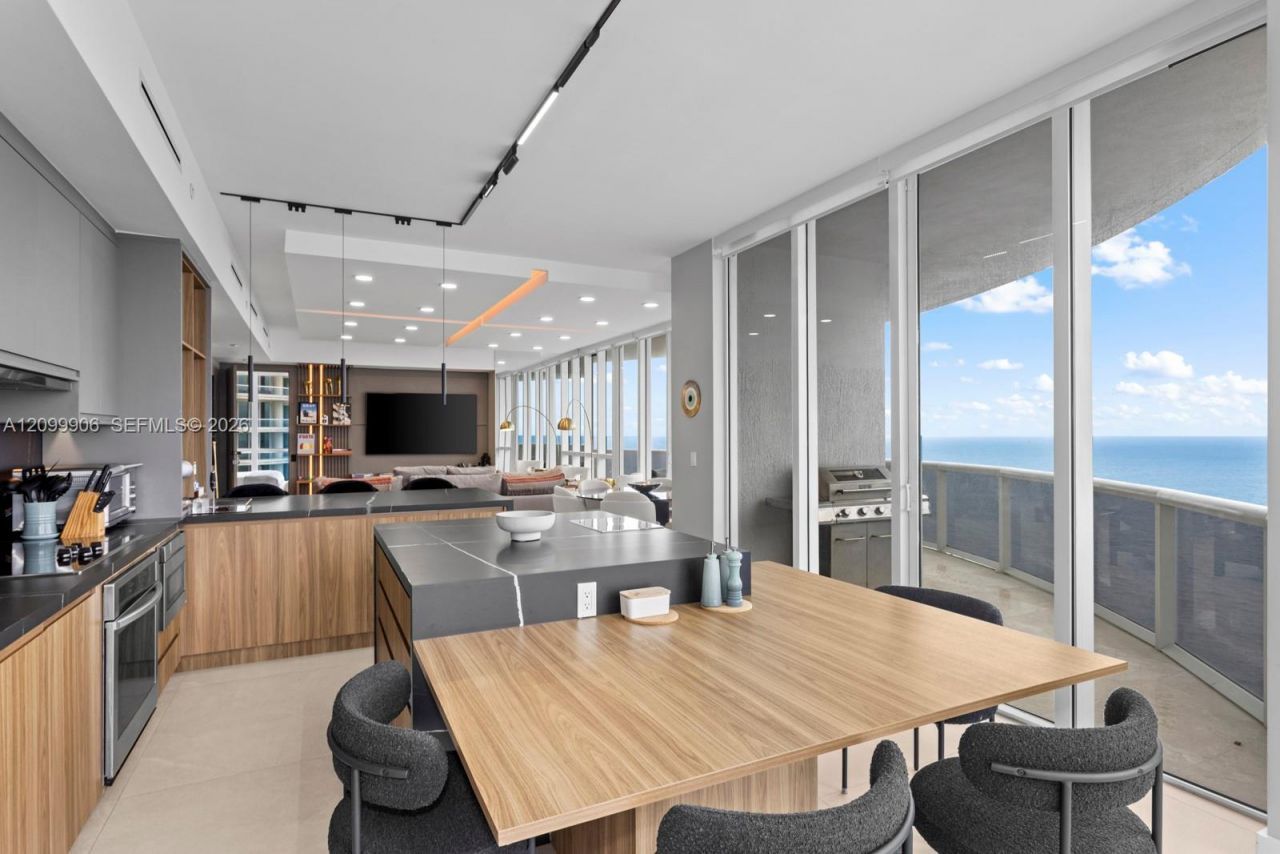 16001 Collins Ave, Unit 2901, Sunny Isles Beach, FL 33160 Photo
