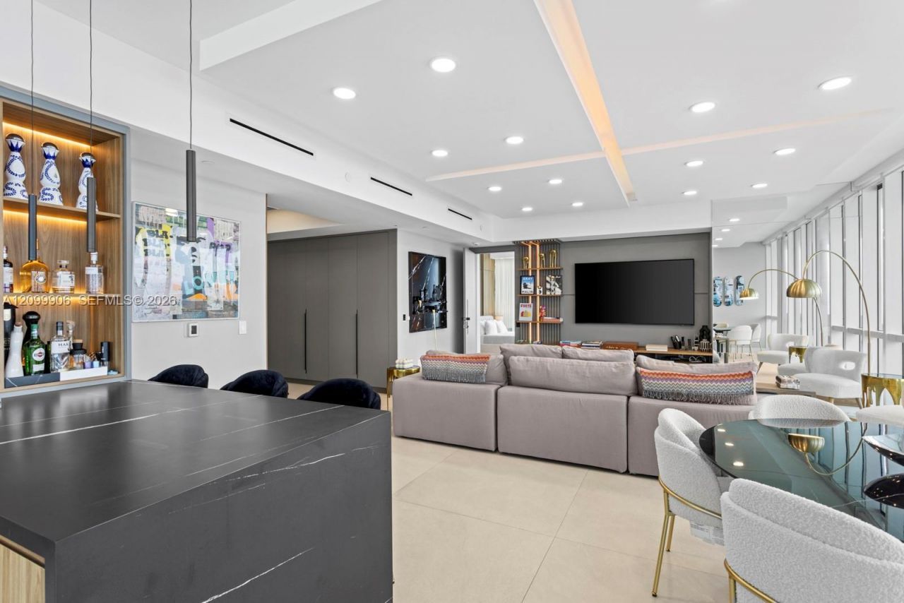 16001 Collins Ave, Unit 2901, Sunny Isles Beach, FL 33160 Photo