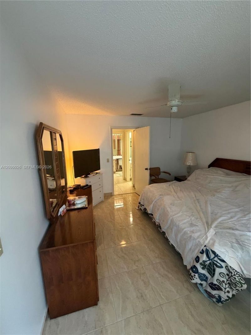 5949 La Pinata Blvd , Unit D-2, Greenacres, FL 33463 Photo