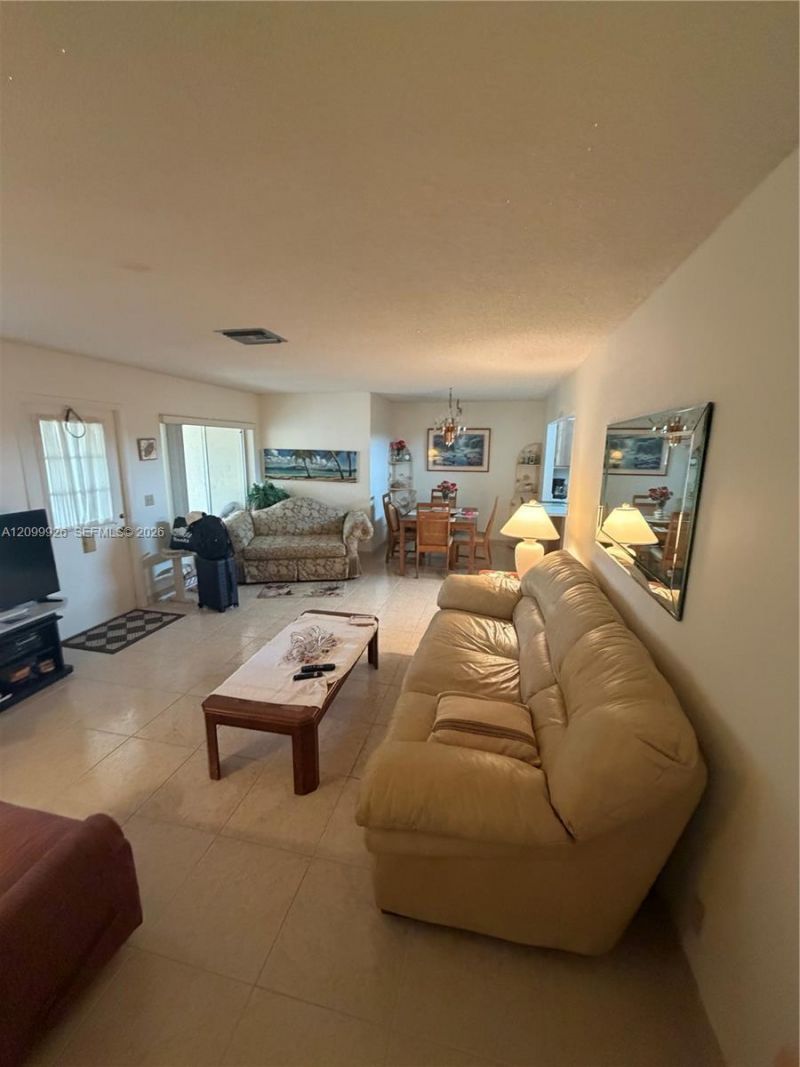 5949 La Pinata Blvd , Unit D-2, Greenacres, FL 33463 Photo