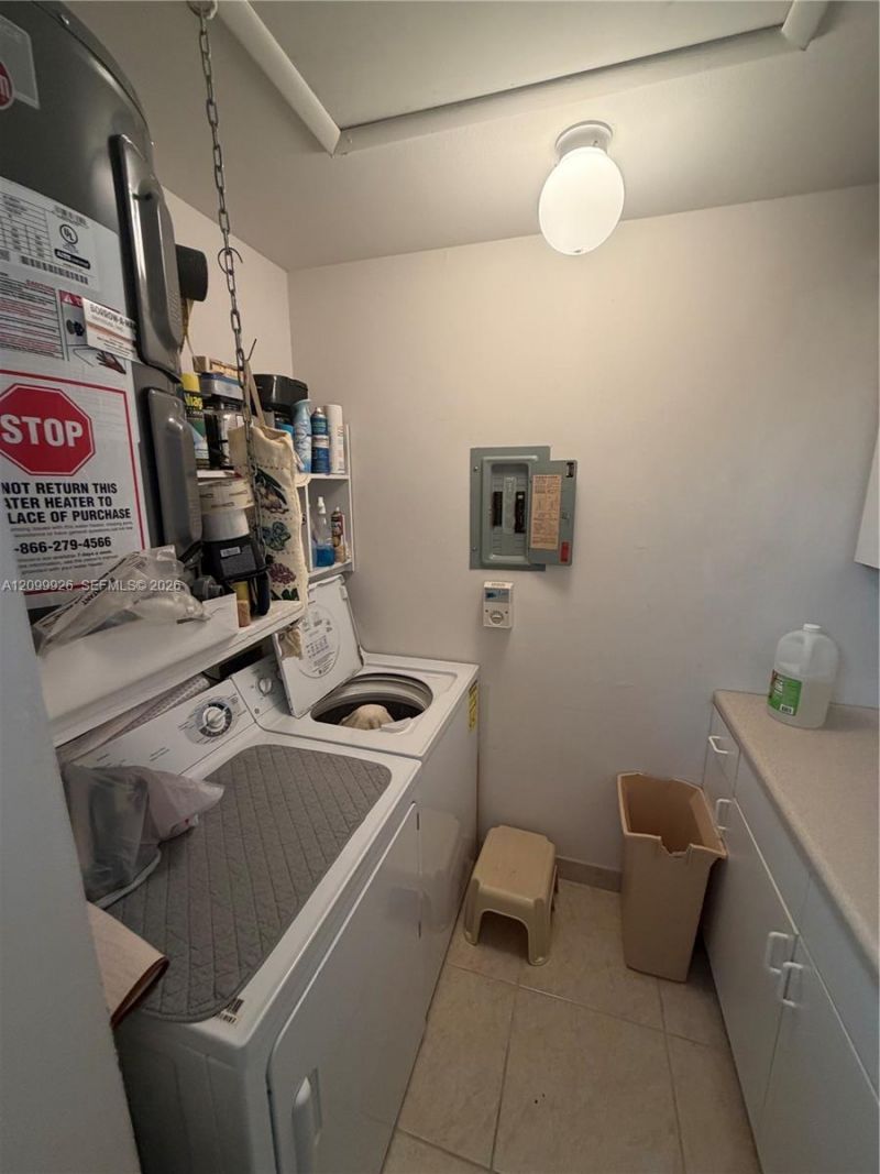 5949 La Pinata Blvd , Unit D-2, Greenacres, FL 33463 Photo
