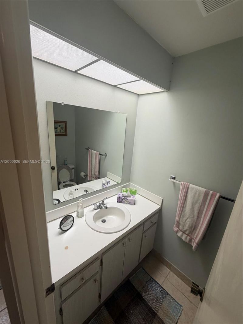 5949 La Pinata Blvd , Unit D-2, Greenacres, FL 33463 Photo