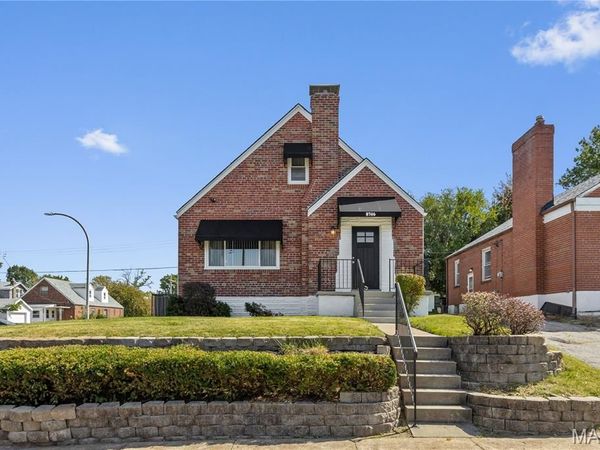 8746 Park Lane , St Louis, MO 63147