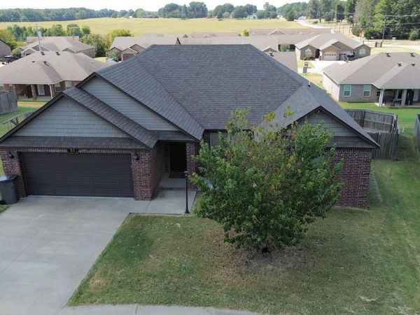 51 Ashcraft Court , Paragould, AR 72450