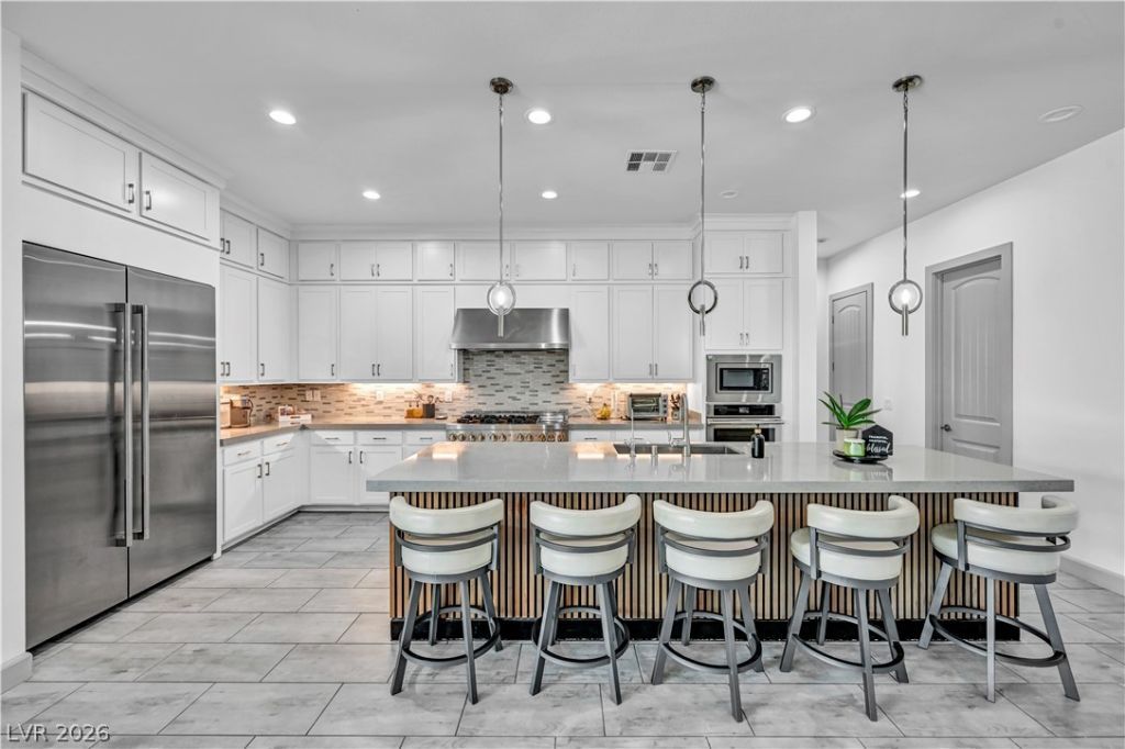 9712 S Tenaya Way, Las Vegas, NV 89178