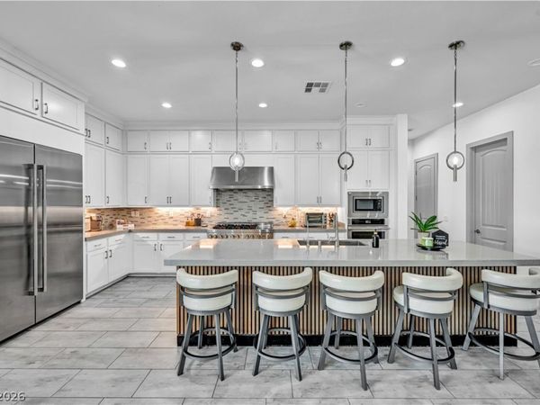 9712 S Tenaya Way, Las Vegas, NV 89178