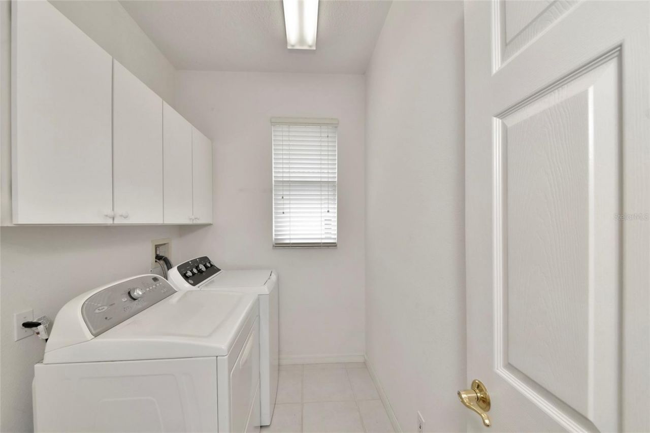 6256 Donnington Court , Sarasota, FL 34238 Photo