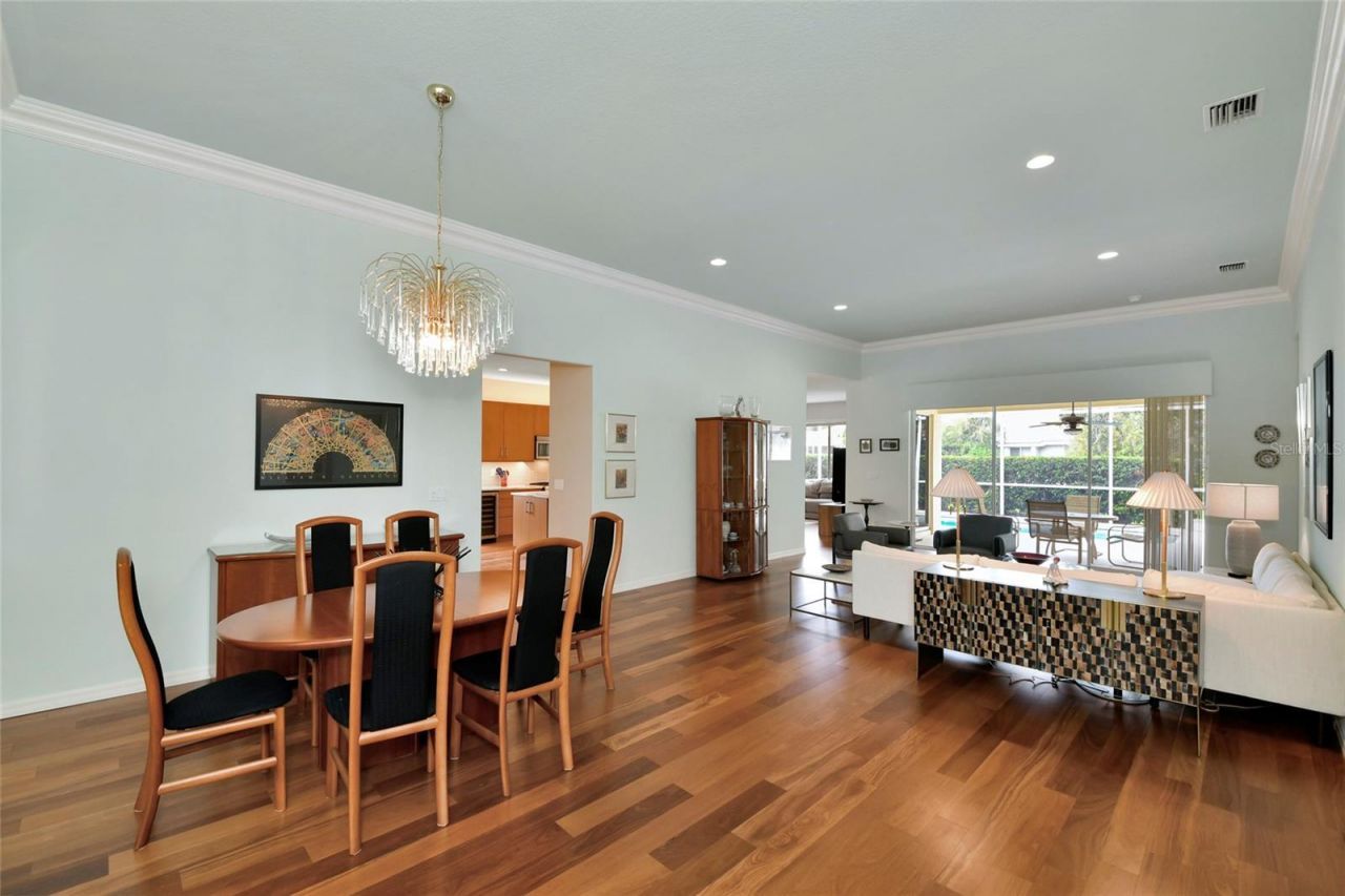 6256 Donnington Court , Sarasota, FL 34238 Photo