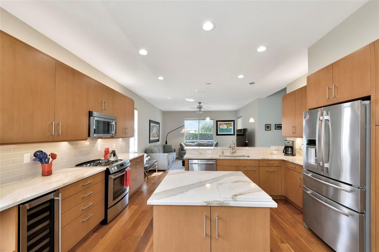 6256 Donnington Court , Sarasota, FL 34238 Photo