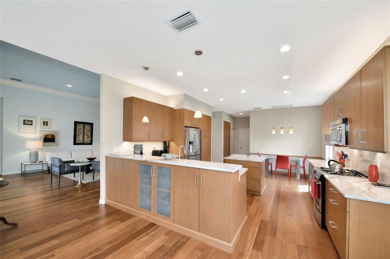 6256 Donnington Court , Sarasota, FL 34238 Photo