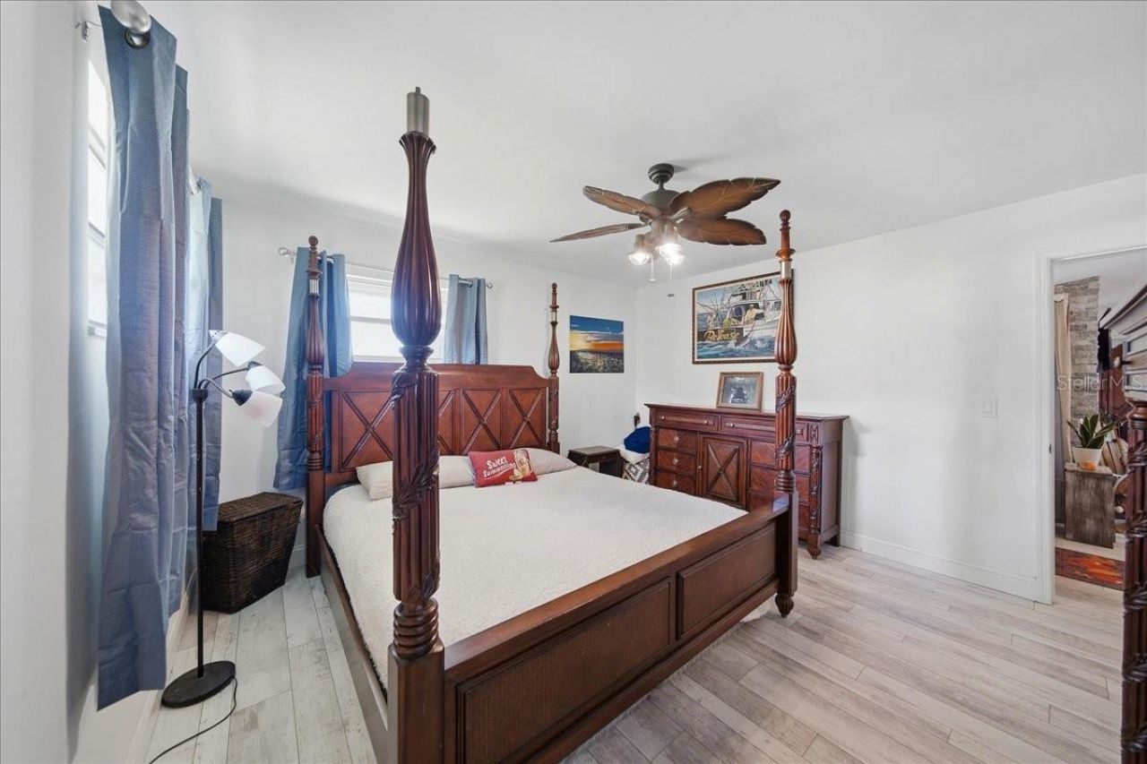 301 Columbus Street , Sebastian, FL 32958 Photo