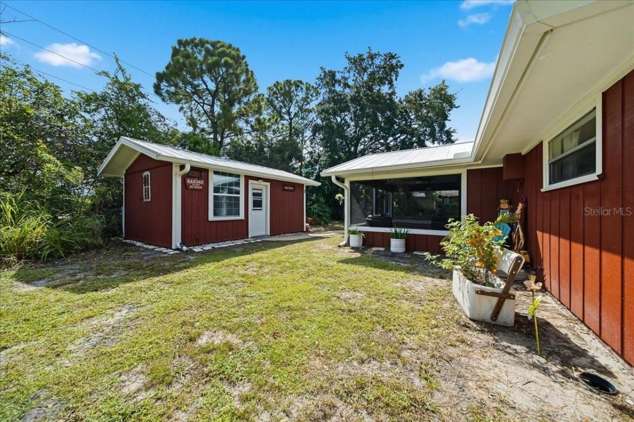 301 Columbus Street , Sebastian, FL 32958 Photo