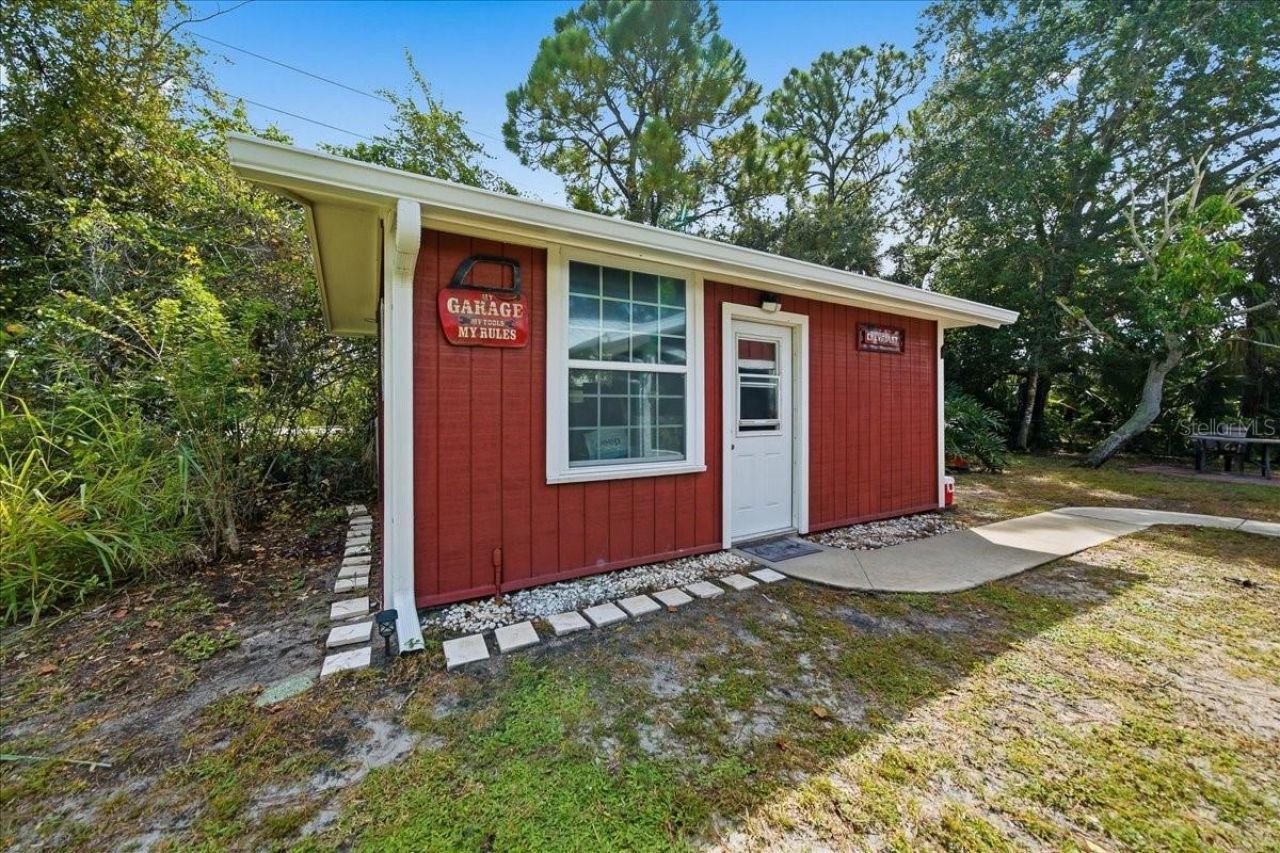 301 Columbus Street , Sebastian, FL 32958 Photo