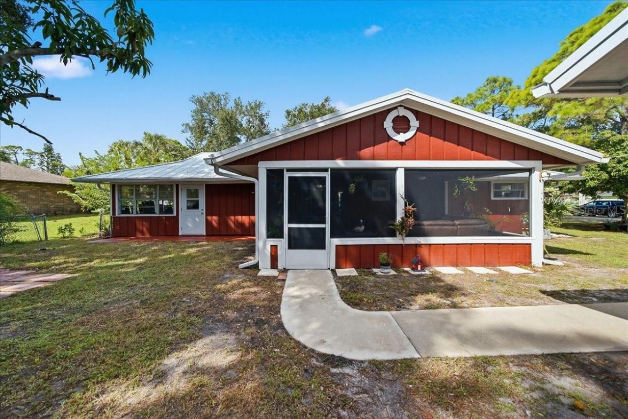 301 Columbus Street , Sebastian, FL 32958 Photo