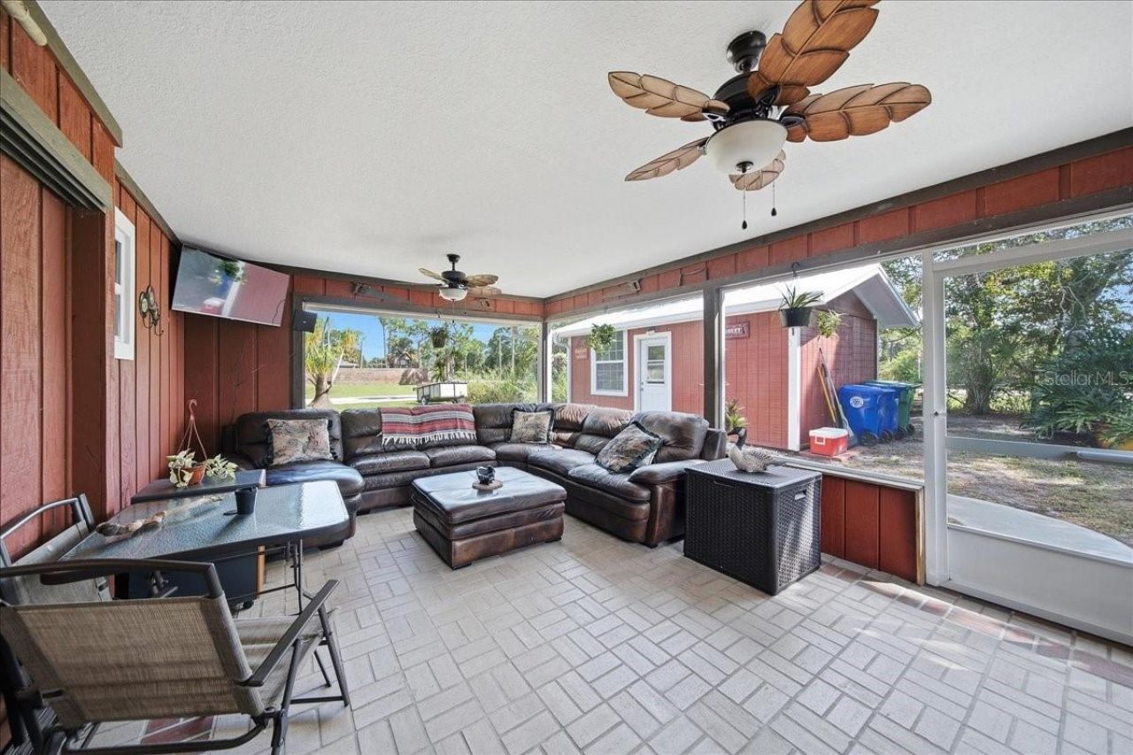 301 Columbus Street , Sebastian, FL 32958 Photo