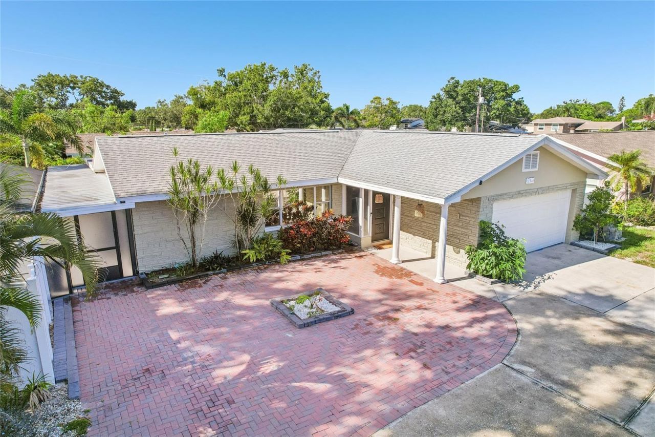 13914 84th Ter, Seminole, FL 33776 Photo