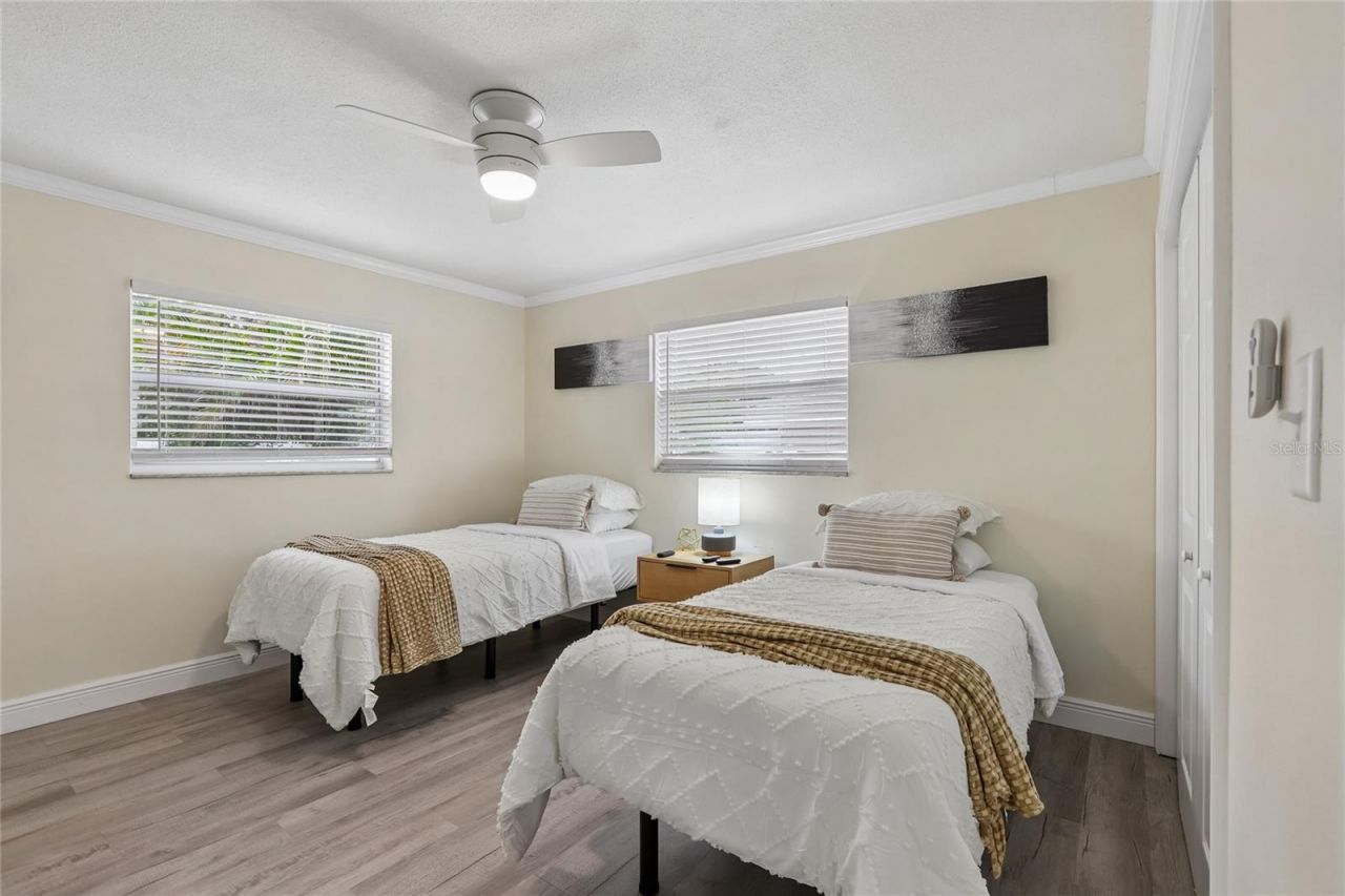 13914 84th Ter, Seminole, FL 33776 Photo