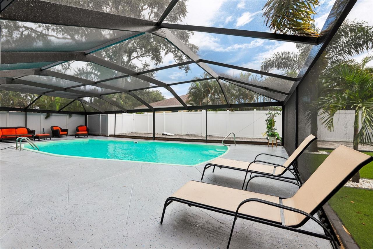 13914 84th Ter, Seminole, FL 33776 Photo
