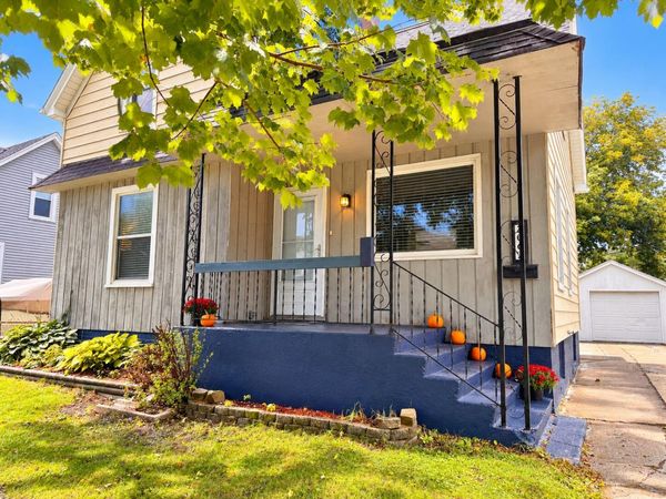 2063 Green St, Racine, WI 53402