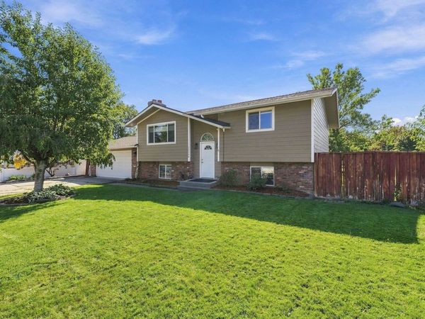 11106 E 33rd Ave, Spokane Valley, WA 99206