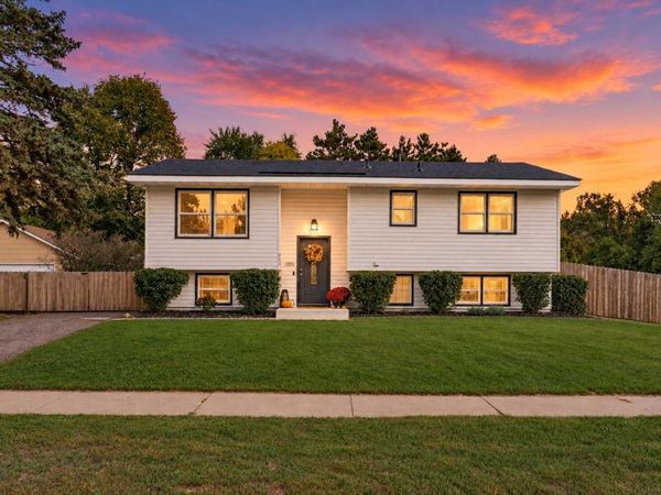 943 Blackoaks Lane, Anoka, MN 55303
