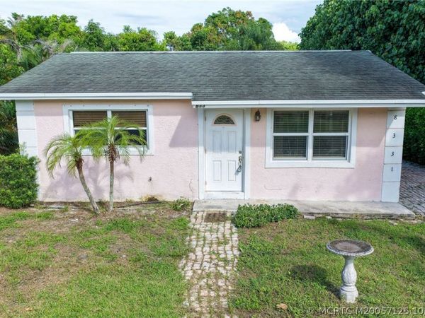 8331 SE Lundy Street, Hobe Sound, FL 33455