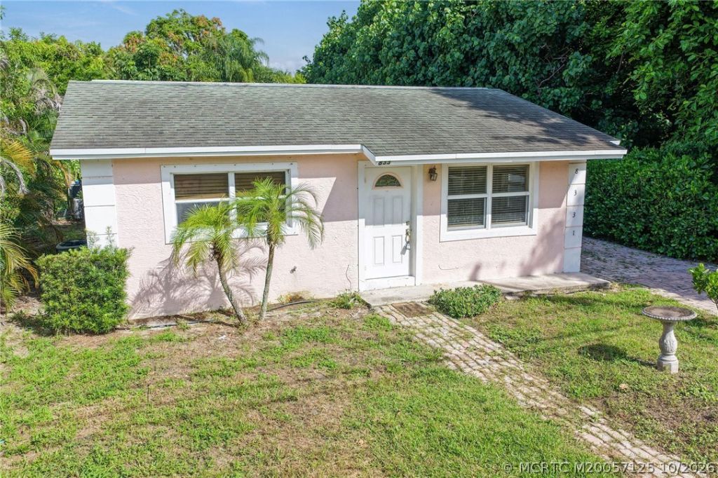 8331 SE Lundy Street, Hobe Sound, FL 33455 Photo