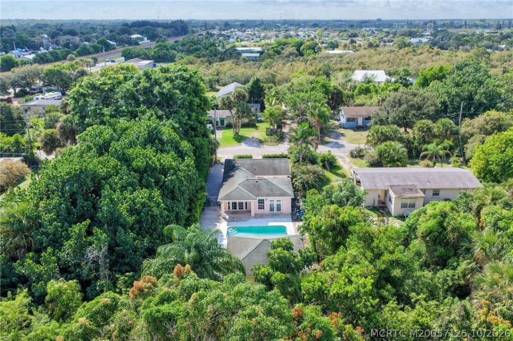 8331 SE Lundy Street, Hobe Sound, FL 33455 Photo