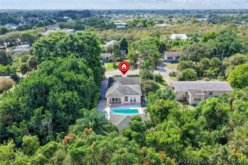8331 SE Lundy Street, Hobe Sound, FL 33455 Photo