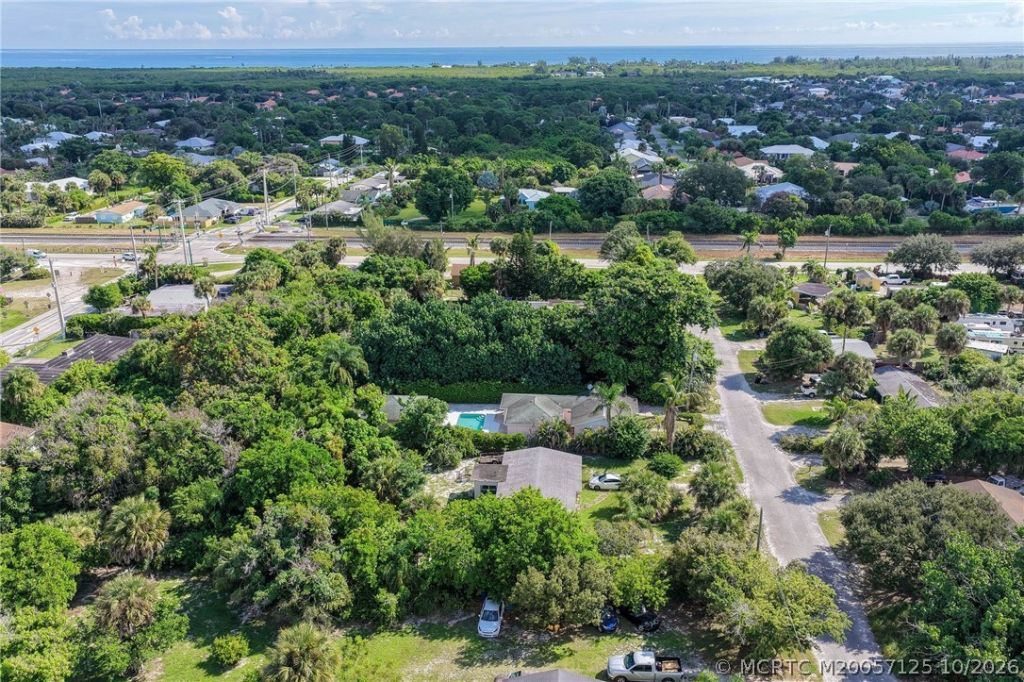 8331 SE Lundy Street, Hobe Sound, FL 33455 Photo