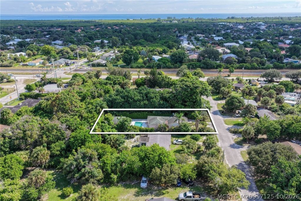 8331 SE Lundy Street, Hobe Sound, FL 33455 Photo