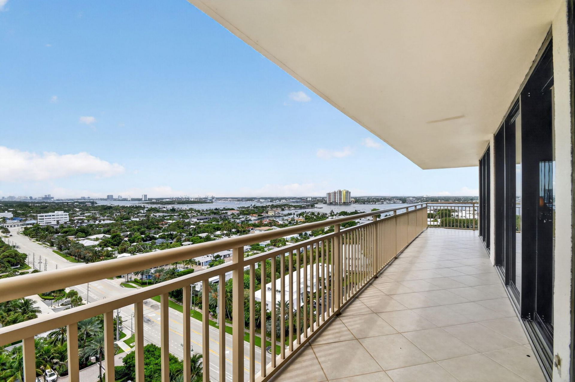 3400 N Ocean Drive, Unit 1808, Singer Island, FL 33404 Photo