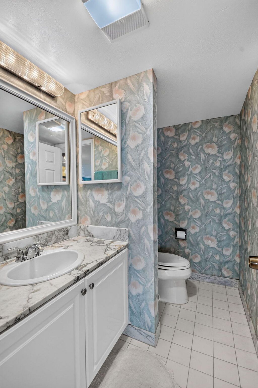3400 N Ocean Drive, Unit 1808, Singer Island, FL 33404 Photo