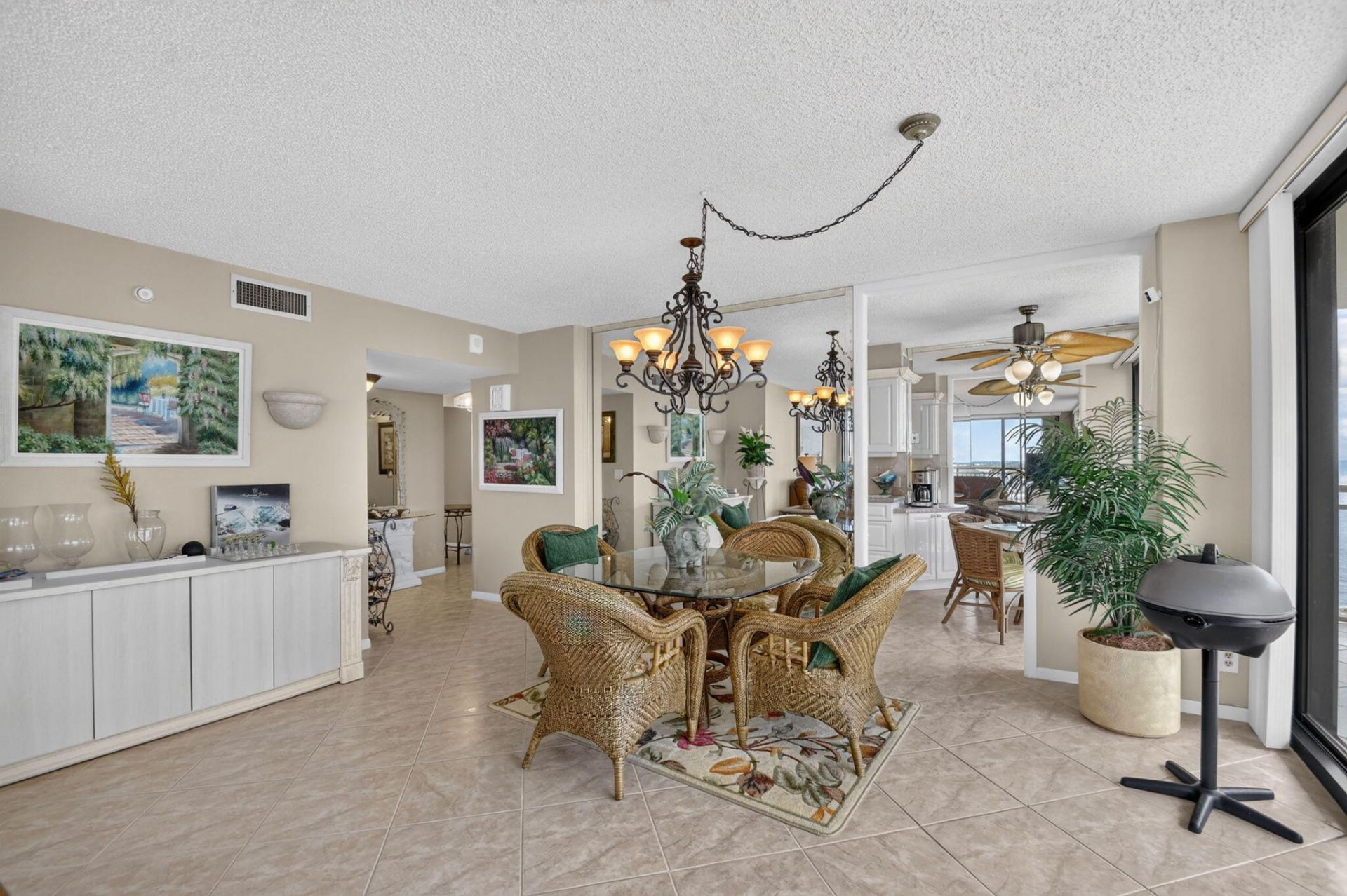 3400 N Ocean Drive, Unit 1808, Singer Island, FL 33404 Photo