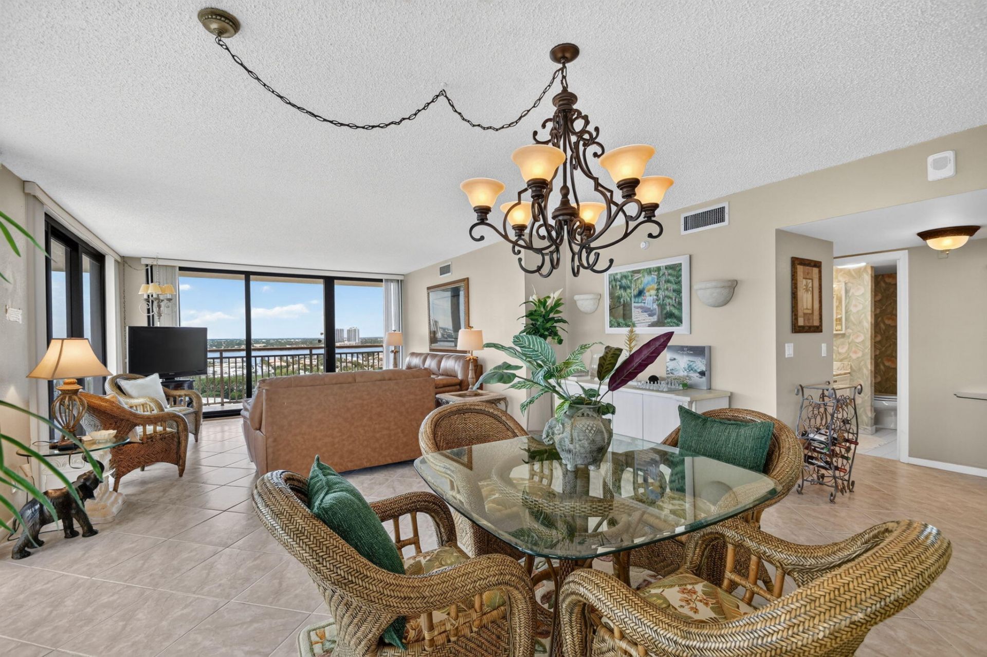 3400 N Ocean Drive, Unit 1808, Singer Island, FL 33404 Photo