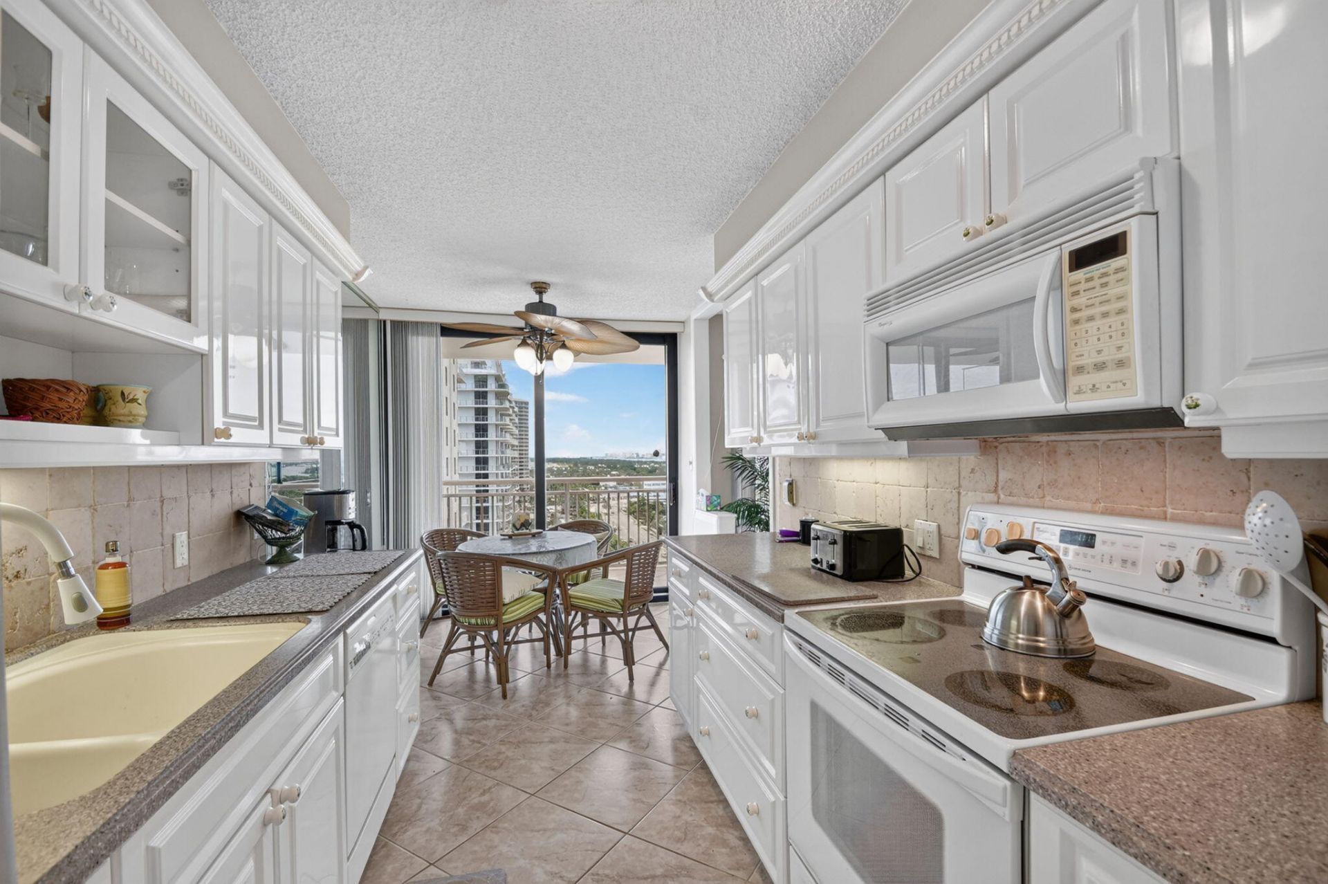 3400 N Ocean Drive, Unit 1808, Singer Island, FL 33404 Photo
