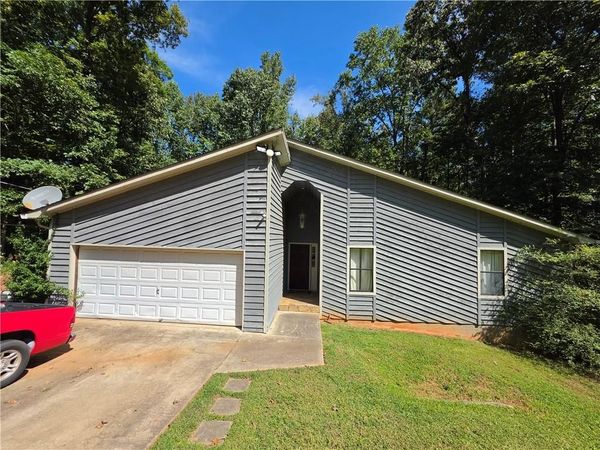 4171 Autumn Lake Drive , Buford, GA 30519