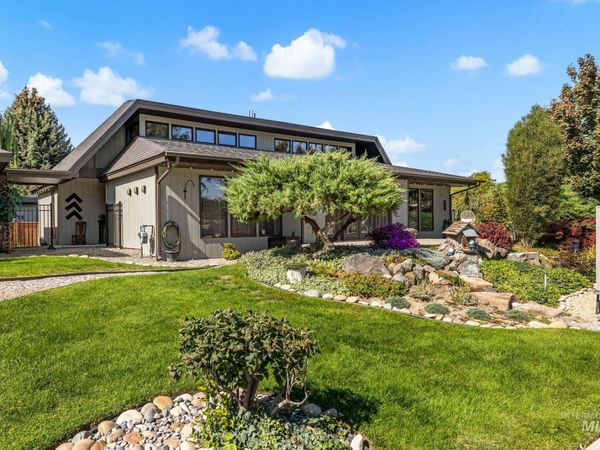 2416 Terrace Dr, Caldwell, ID 83605