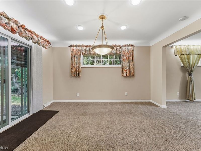 3745 Dentzler Road, Parma, OH 44134 Photo 8
