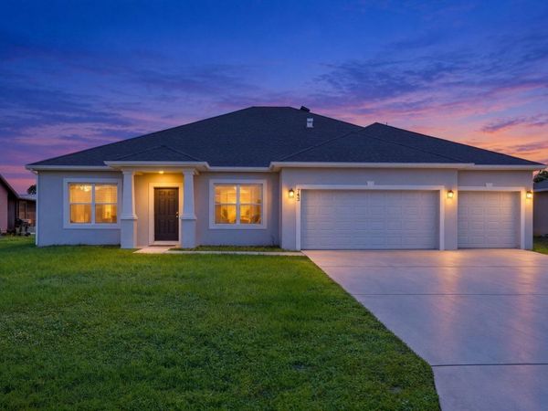 743 NW Dupre Street, Port St. Lucie, FL 34983