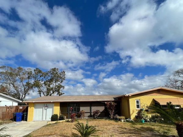 309 COUNTRY CLUB DRIVE , OLDSMAR, FL 34677