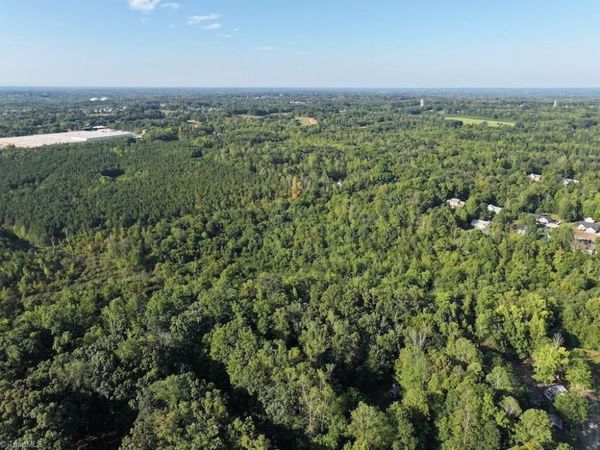 7809 Thomas Road , Stokesdale, NC 27357